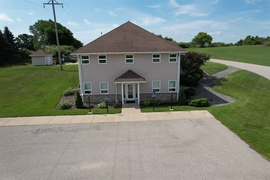 825 US Highway 10 31, Scottville, MI 49454-9601