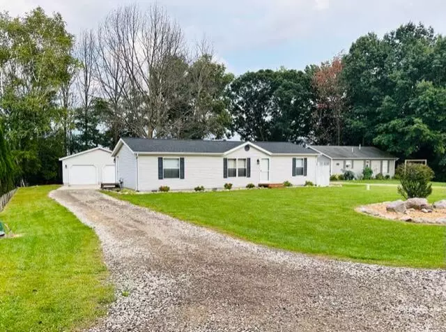 1088 Duquesa Drive, Weidman, MI 48893-9399