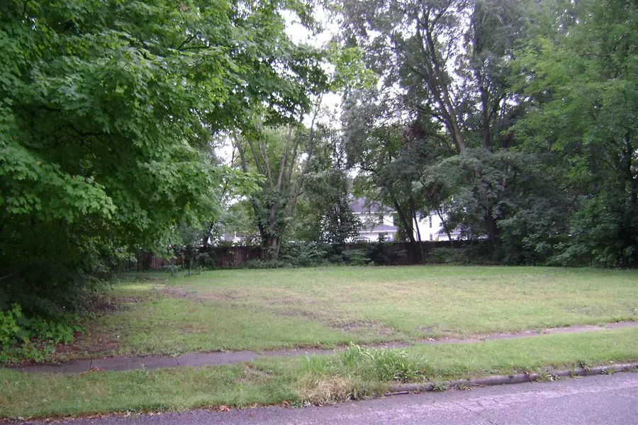 712 Maple Street, Niles, MI 49120