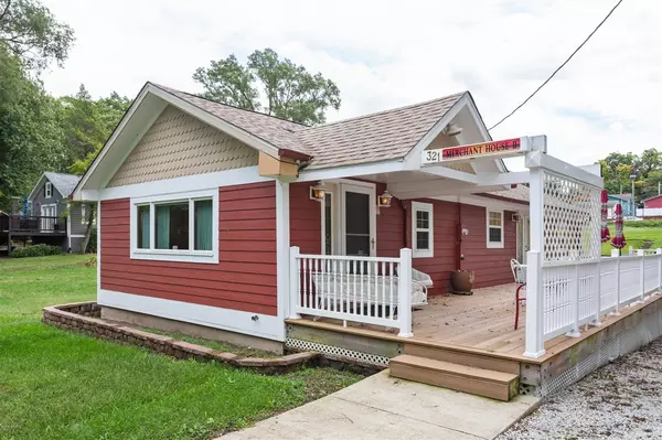 321 E Merchant Street, New Buffalo, MI 49117