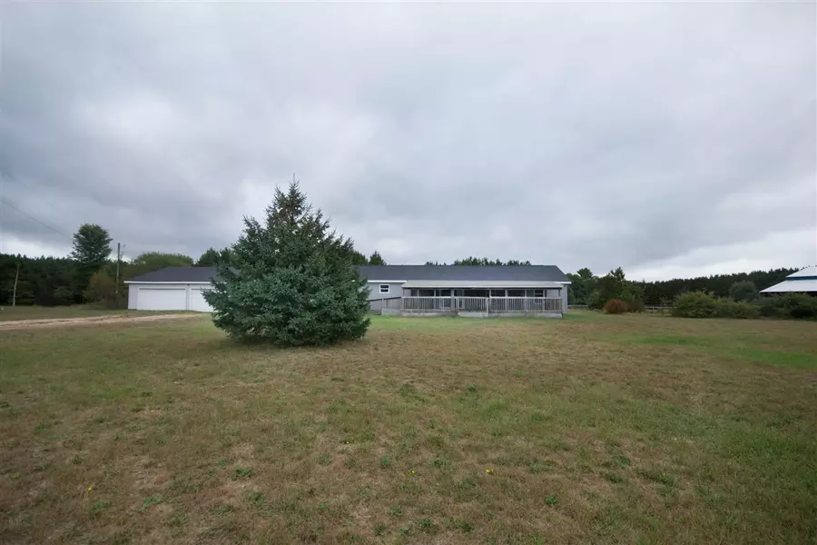 506 N Ferris Avenue, White Cloud, MI 49349