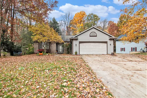 4128 White Pine Drive, Dorr, MI 49323