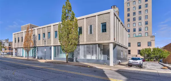 Jackson, MI 49201,145 S Jackson Street