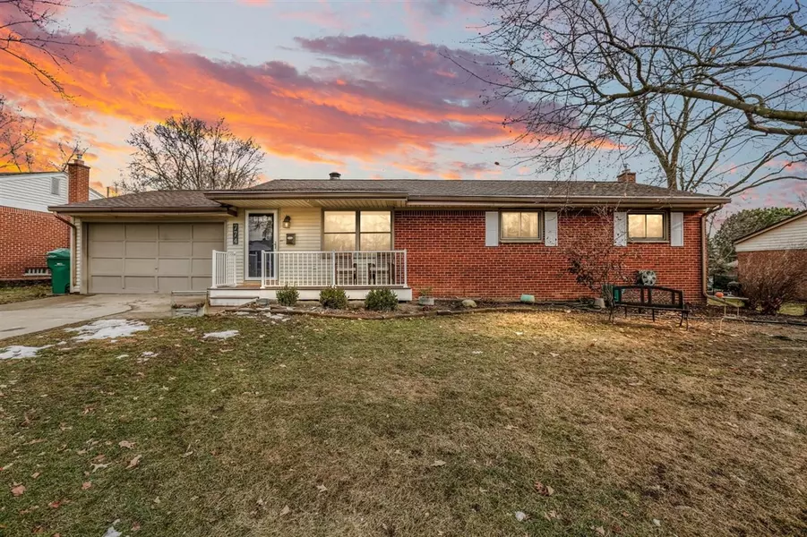774 Calder Court, Saline, MI 48176-1003