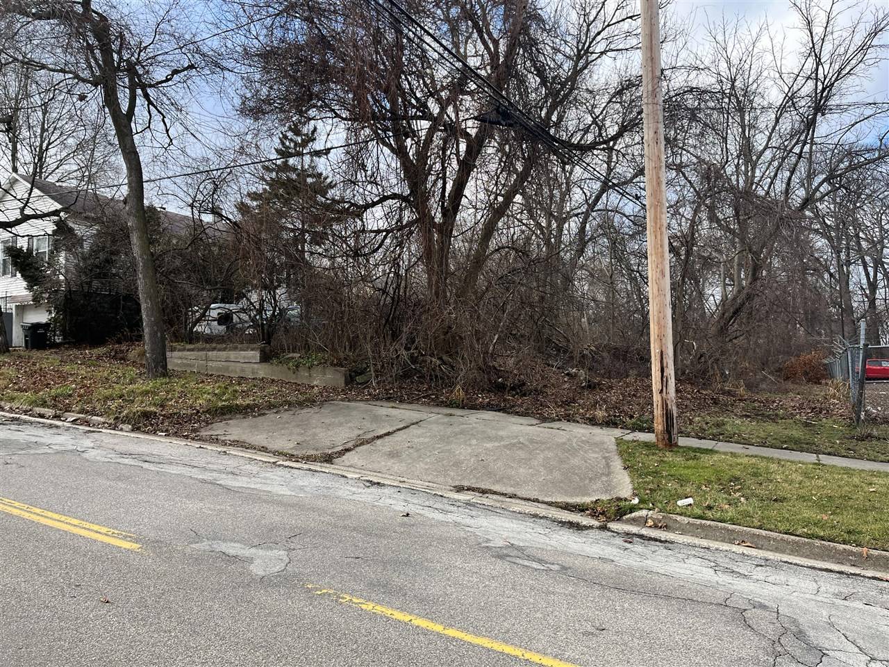 1400 Barclay Street, Muskegon, MI 49441
