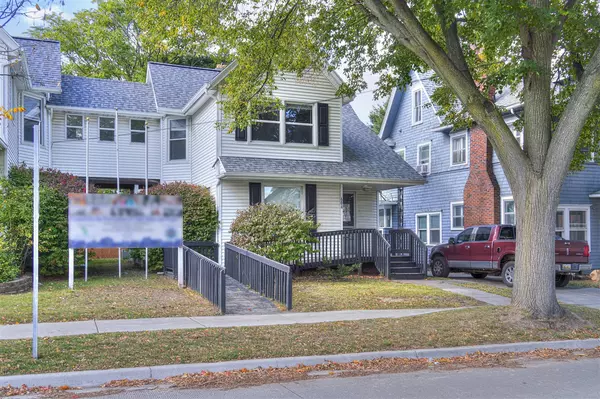 604 Greenwood Place, Jackson, MI 49203