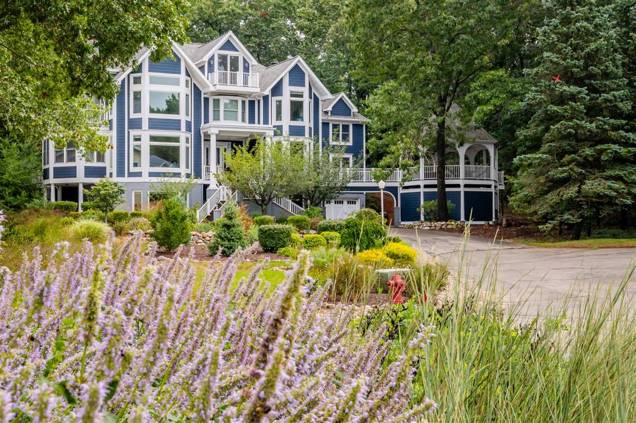 3244 Wild Dunes Path, Stevensville, MI 49127-9397