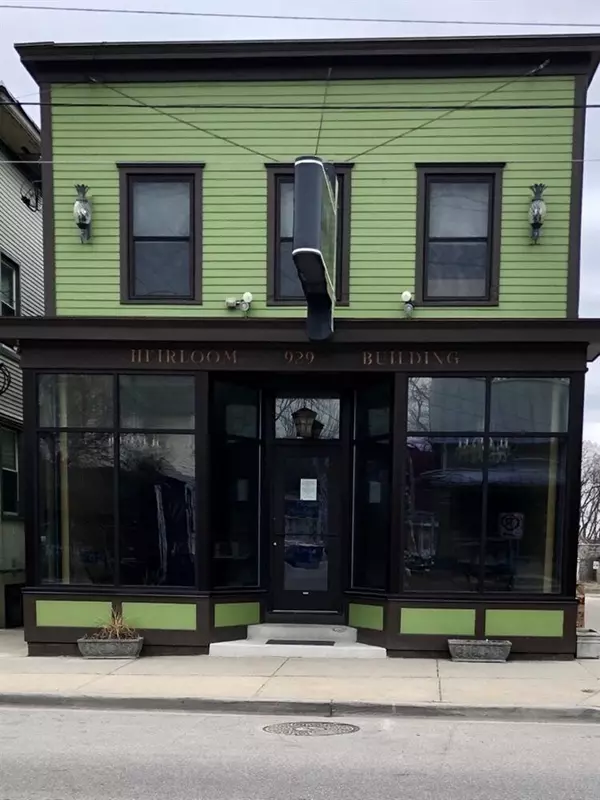 929 Fulton Street, Grand Rapids, MI 49503-3562