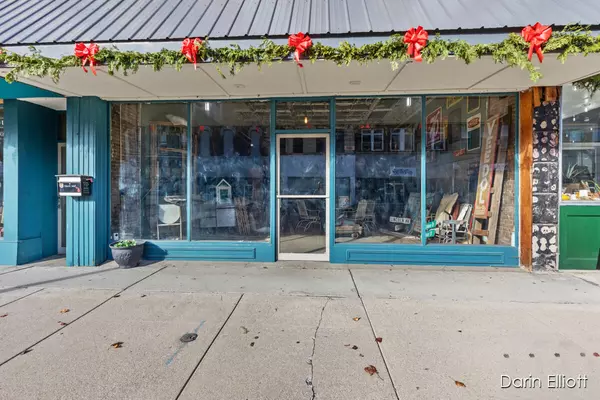 Ionia, MI 48846-1650,328 W Main Street