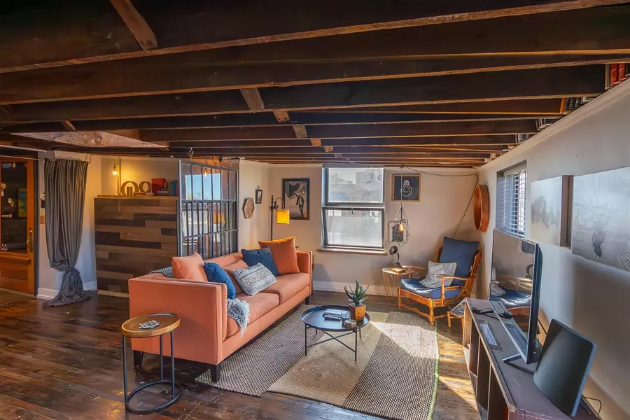 104 W Main Street, Northville, MI 48167