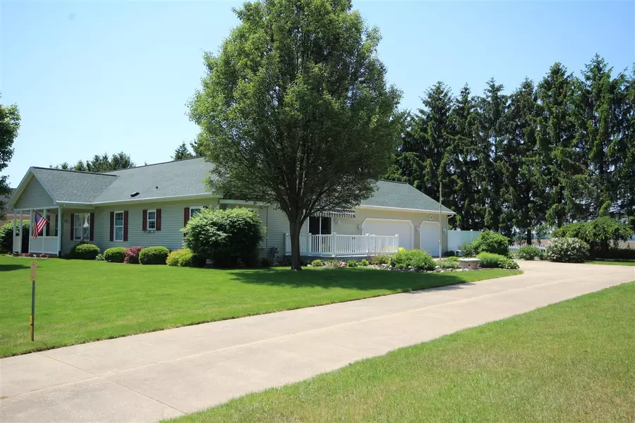 1142 Meadowsweet Lane, Vicksburg, MI 49097