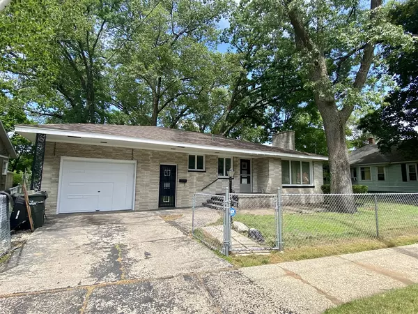 768 Evanston Avenue, Muskegon, MI 49442-4074