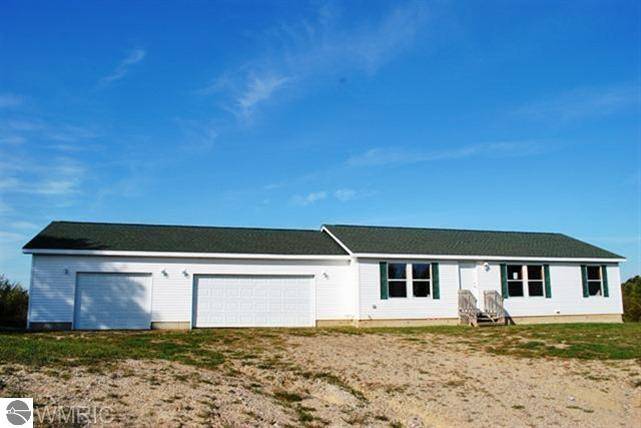 9026 W Coleman Road, Lake, MI 48632-9671