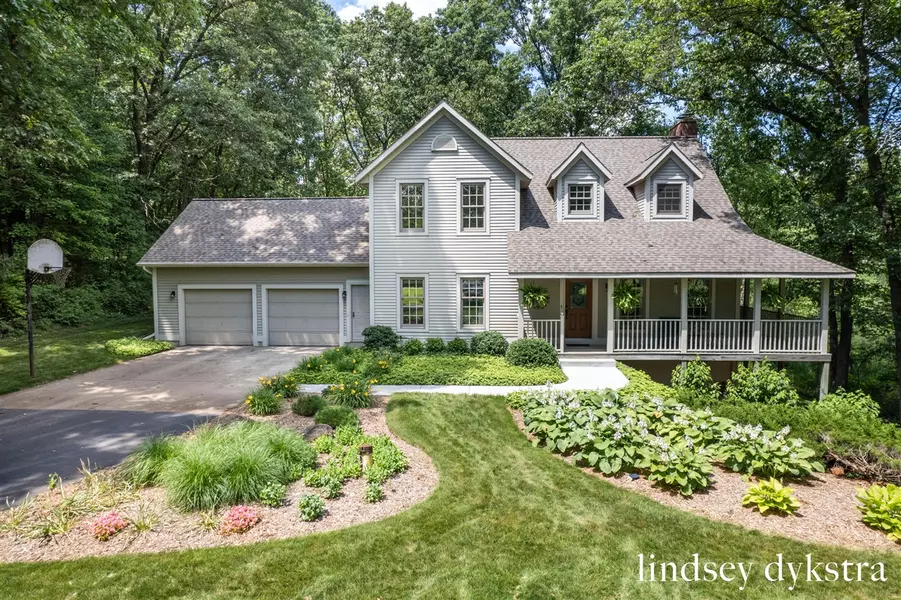 5535 Egypt Valley Avenue, Belmont, MI 49306