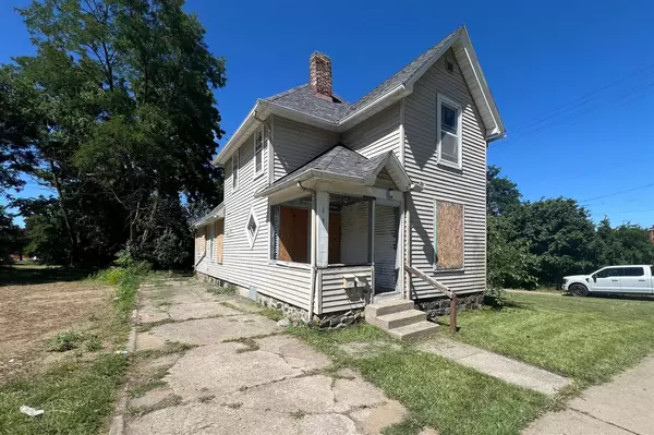 112 E Wilkins Street, Jackson, MI 49203-1861