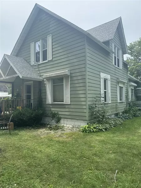 214 Sutherland Avenue, Watervliet, MI 49098