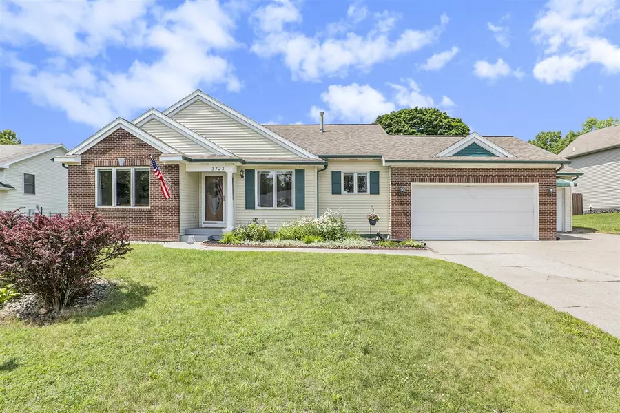 3723 Brambleberry Drive, Comstock Park, MI 49321-8301