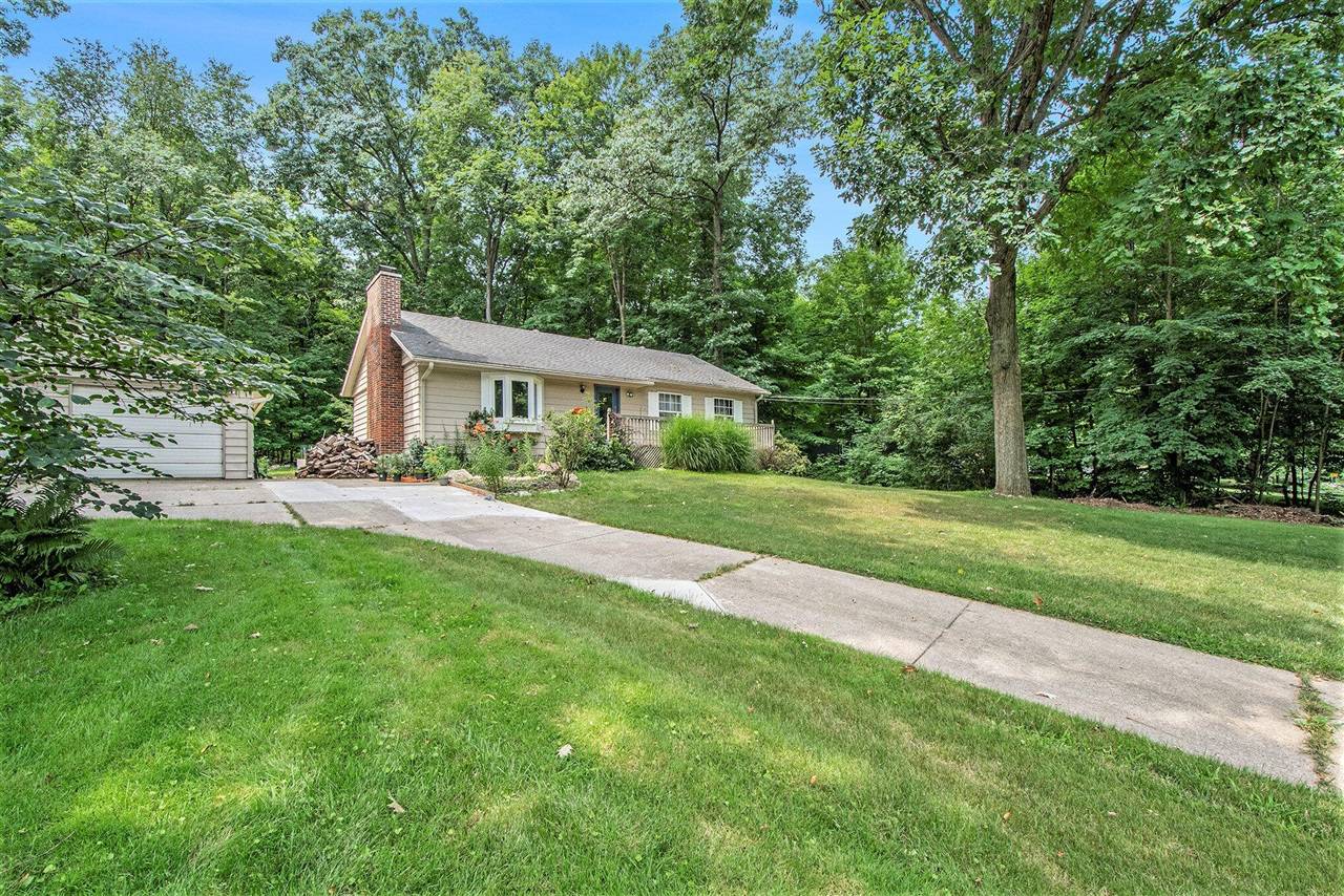 Alto, MI 49302-9765,6505 Thornapple River Drive