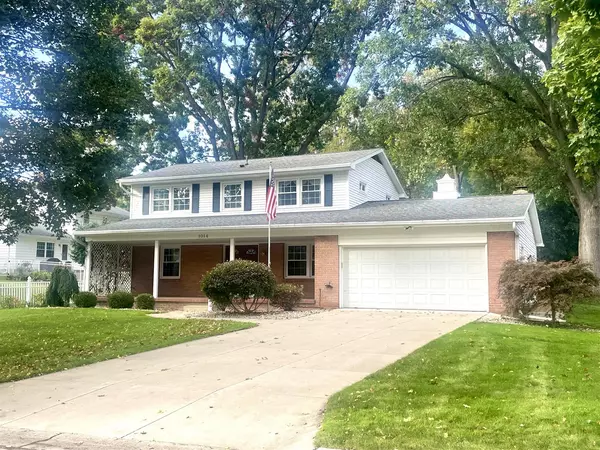 1014 Morningstar Drive, Jackson, MI 49203-3838