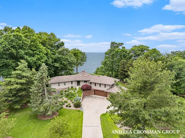 Holland, MI 49424,260 Sunset Bluff Court