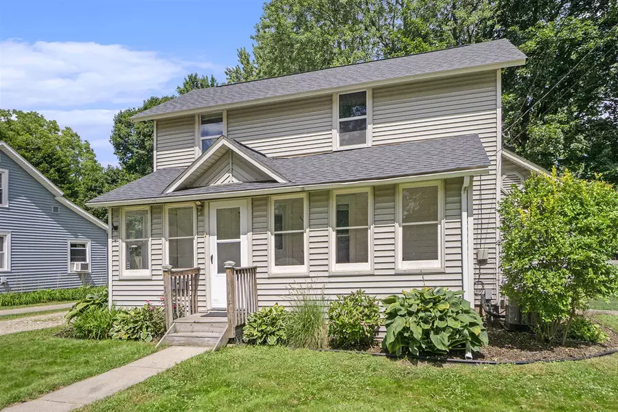 515 E Division Street, Vicksburg, MI 49097