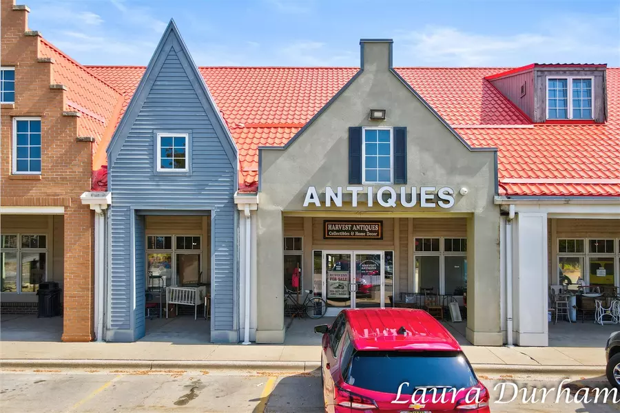 12330 James, Holland, MI 49424