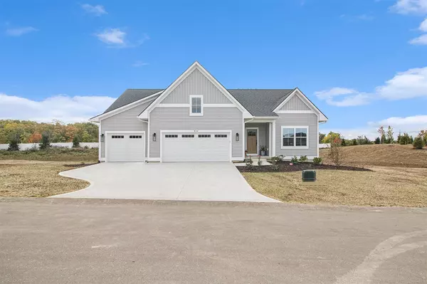 572 Sun Vale Lane, Grandville, MI 49418