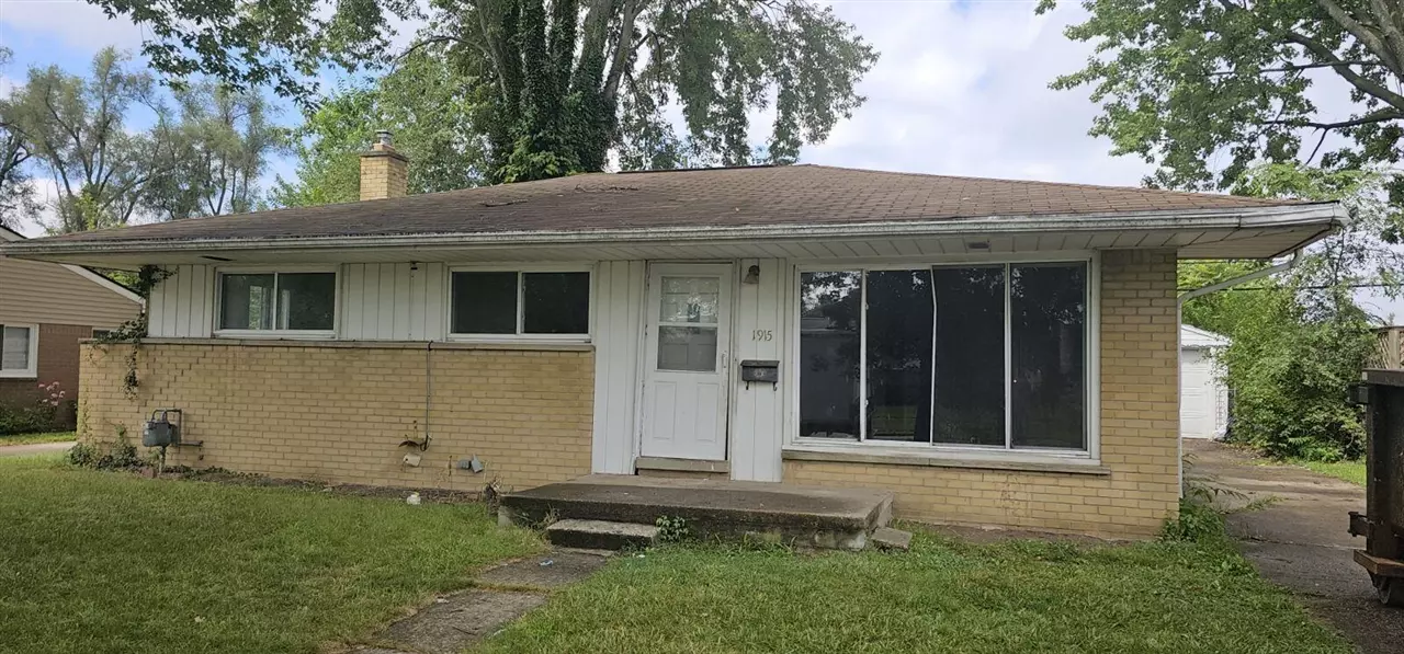 1915 Eileen Street, Ypsilanti, MI 48198-6241