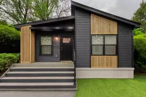 601 Jackson Avenue, Muskegon, MI 49442-1232