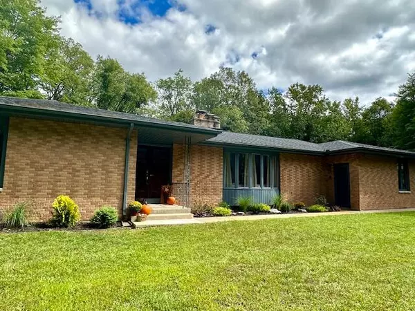 22800 Struwin Road, Battle Creek, MI 49017-9495