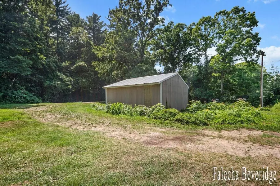 1206 Lincoln Road, Allegan, MI 49010