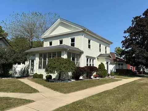 304 E Bennett Street, Three Rivers, MI 49093