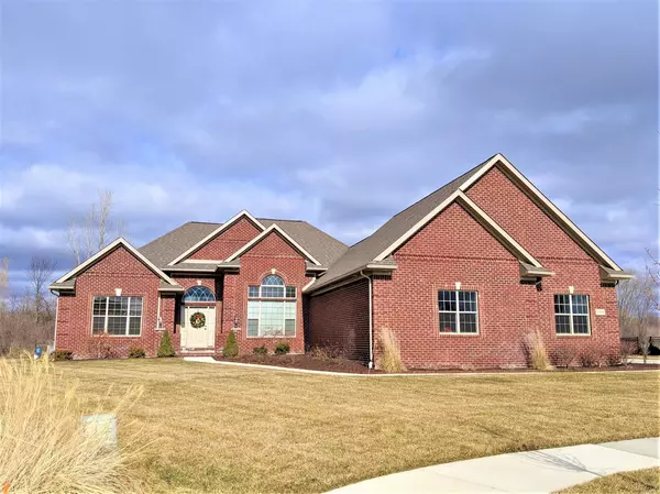 8187 Hunters Ridge Drive, Newport, MI 48166-7803