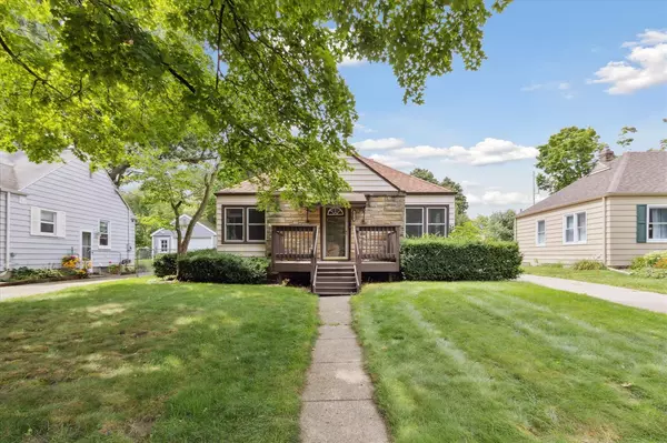 Lansing, MI 48910,1738 Quentin Avenue