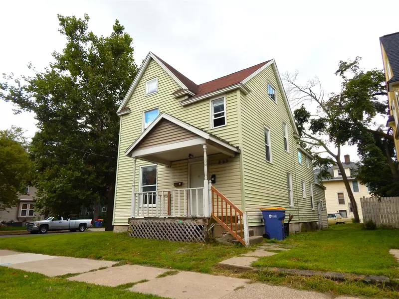 823 Kalamazoo Avenue, Grand Rapids, MI 49507