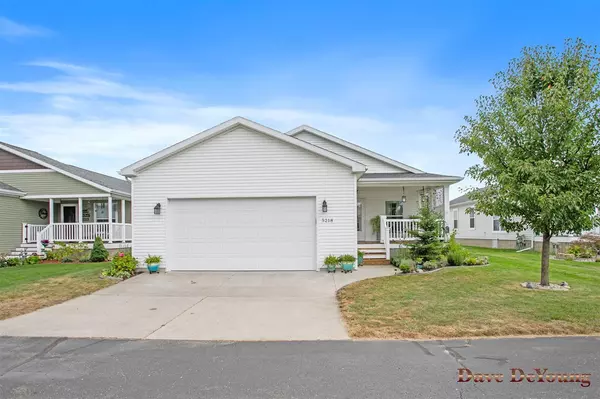 5218 Woodberry Lane, Holland, MI 49423
