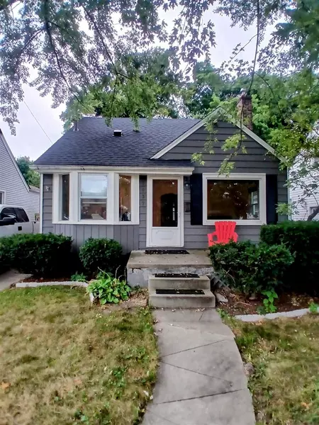 1037 Grove Avenue, Royal Oak, MI 48067