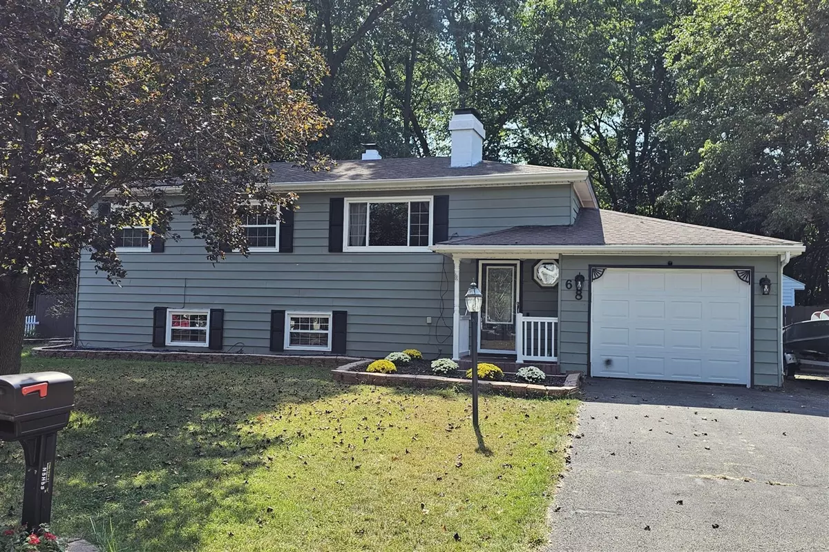 Springfield, MI 49037-7654,68 Hickory Nut Lane