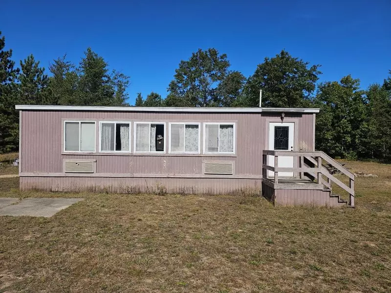 1984 W Ogilvie Avenue, Baldwin, MI 49304