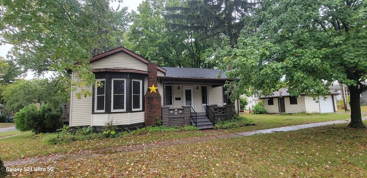 402 Pennsylvania Avenue, Dowagiac, MI 49047-1937