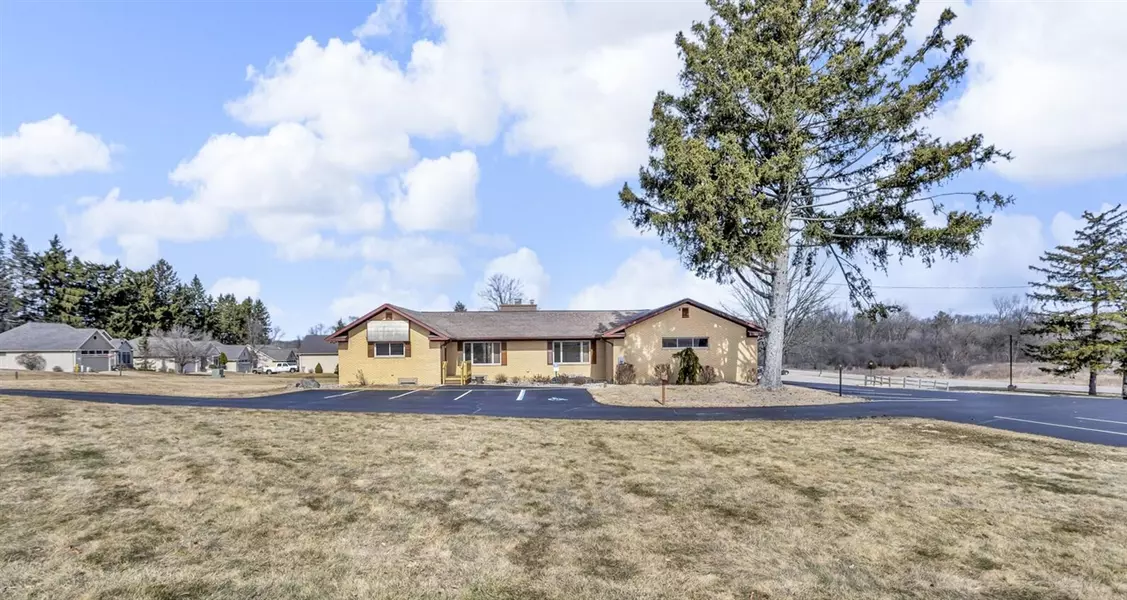 3600 Spring Arbor Road, Jackson, MI 49201