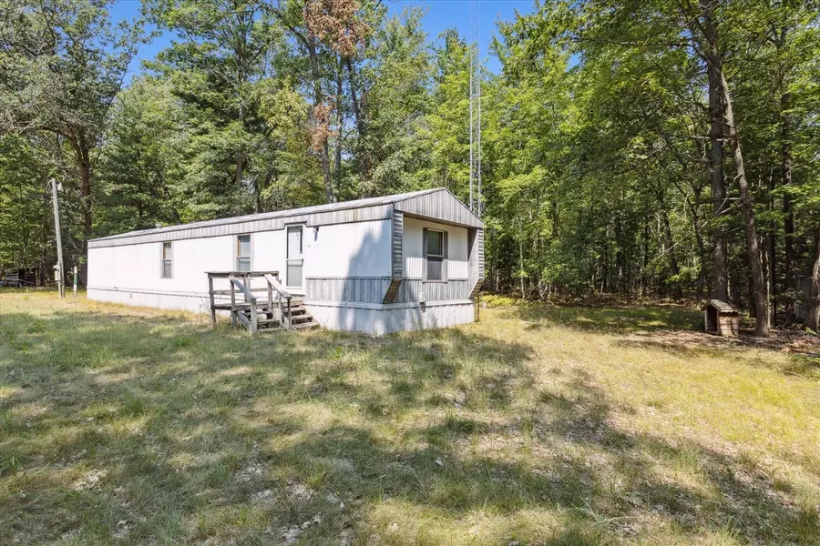 5242 Carpenter Road, Tawas City, MI 48763