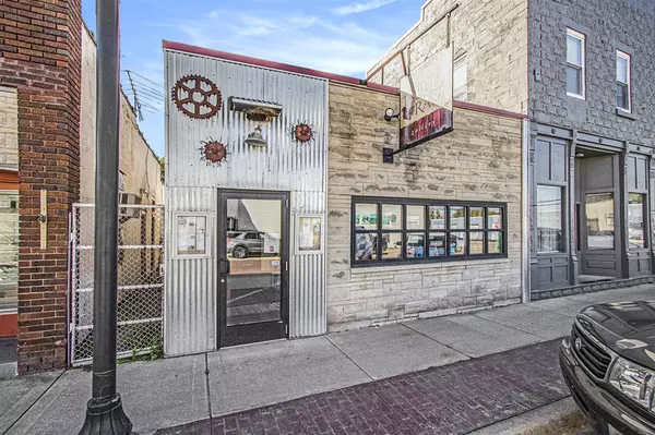 Baroda, MI 49101-8921,8918 1st Street