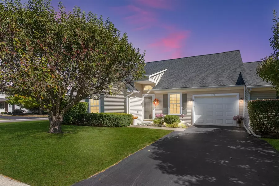 1023 Sandpiper Drive, Waterford, MI 48328-4774