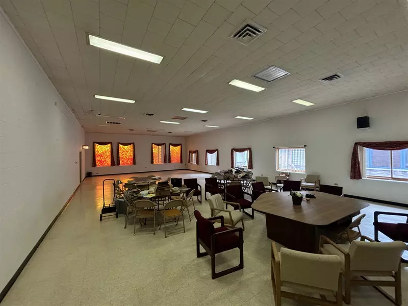 200 W Buffalo Street, New Buffalo, MI 49117