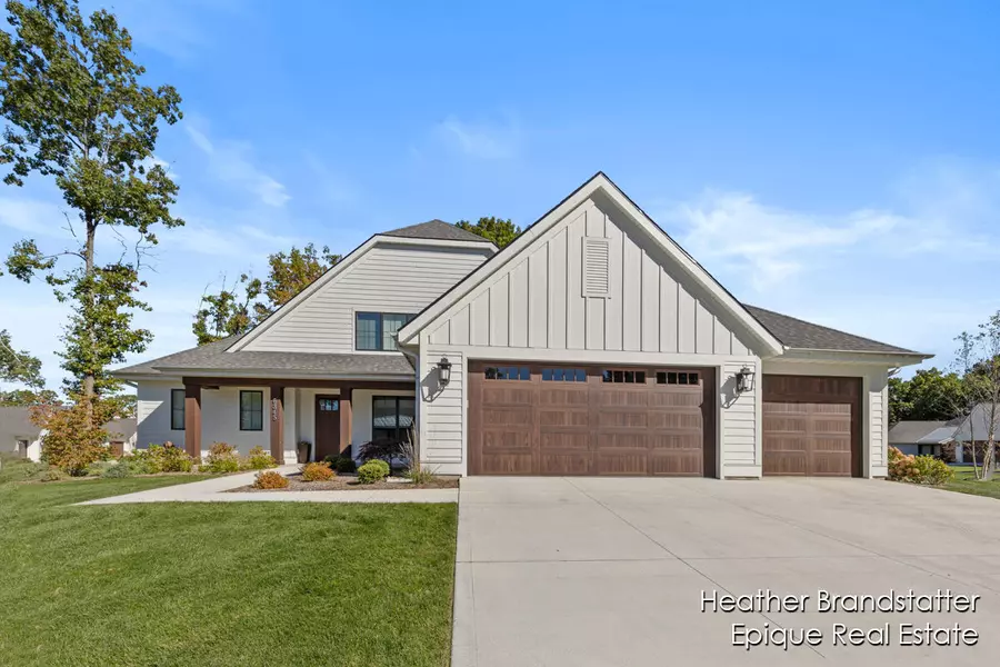 6345 Lamppost Circle, Grand Rapids, MI 49546