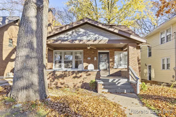 Grand Rapids, MI 49506-3233,922 Calvin Avenue