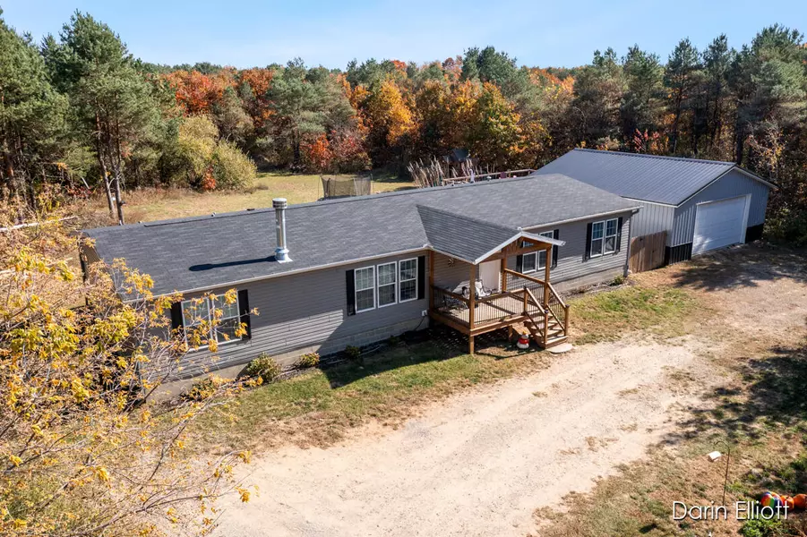 5862 Tracy Trail, Update, MI 48834