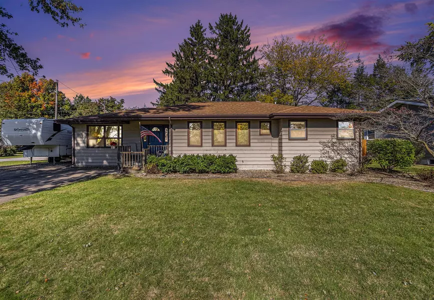 1407 Brentwood Drive, Saint Joseph, MI 49085