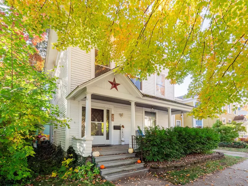 325 Monroe Street, Allegan, MI 49010-1218